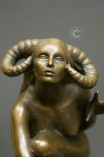 BRONZE ' WIDDER - LADY ARIES'