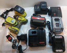 10 verschiedene Ladegeräte + 1 Akkuschrauber+ 5 Akkus, alles defekt