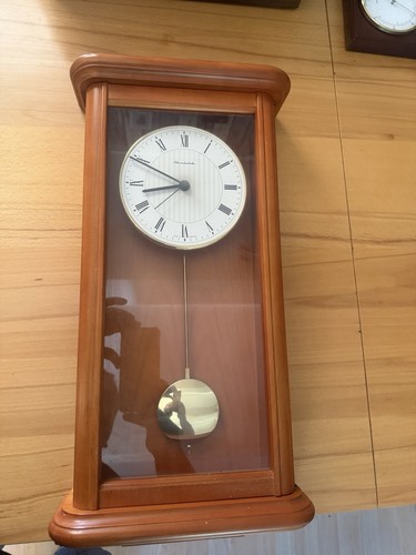 Alte mechanische pendeluhr - alte, /
