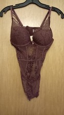 Sexy! Body mit Spitze und