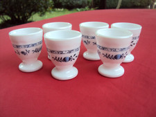 VINTAGE: Set aus 6 Eierbechern, Zwiebelmuster, Porzellan „ARCOPAL“ France