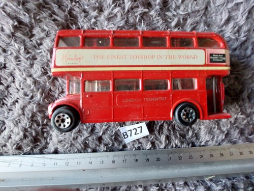 Corgi london transport - rm,