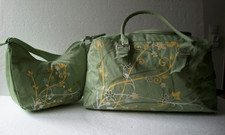 AVON Reiseset Weekender Reisetasche + Umhängetasche Handtasche hellgrün neu