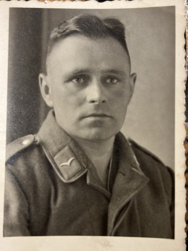 Foto luftwaffe soldat - ⚠️,