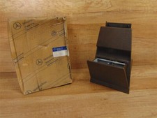 Armlehne Aschenbecher hinten