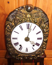 Antike Wanduhr Burgunderuhr