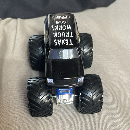 Monstertruck spielzeugauto - monstertruck,