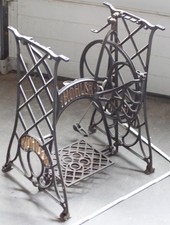 tisch fuss näh maschine guss eisen metall gestell KÖHLER alt top vintage deko