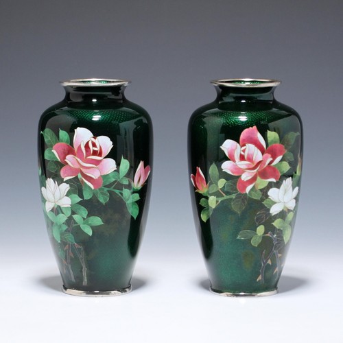 Pair mirrored japanese - of,