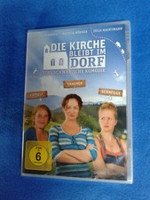 Die Kirche bleibt im Dorf. Mit