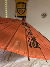 Chinesischer Sonnenschirm Rot