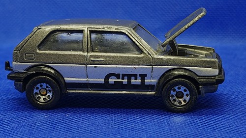 Matchbox volkswagen golf - volkswagen,