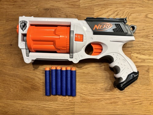 Nerf strike maverick - n-strike, rev-6