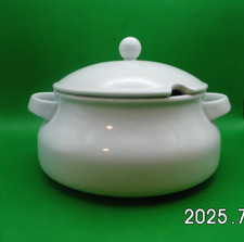 Porzellan Ragout/Terrine mit Deckel  20 cm  Serie  Form 1495 weiß von Arzberg