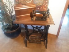 Antiker  Nähmaschinentisch