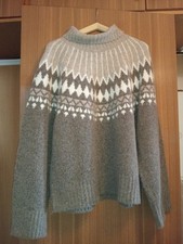 Damenpullover ungetragen Größe M flauschig