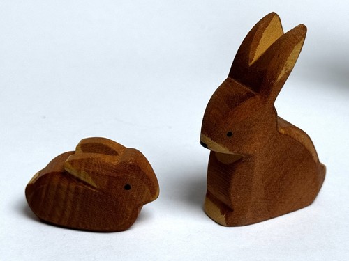 Ostheimer hase sitzend mit - sitzend,