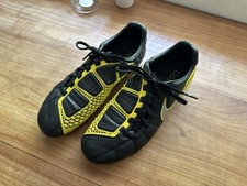 VINTAGE NIKE TOTAL 90 STRIKE