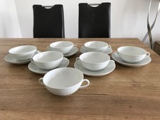 6 Suppentassen mit Untertassen Hutschenreuther Form Dresden weiß + Bonustasse.