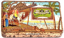 Antike Zigarettendose Nestor Gianaclis Queen Mainz 1930er goldmatt Orient Litho