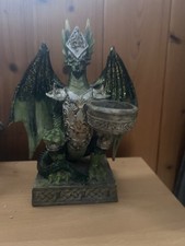 Drachenfigur mit rüstung - drachenfigur,