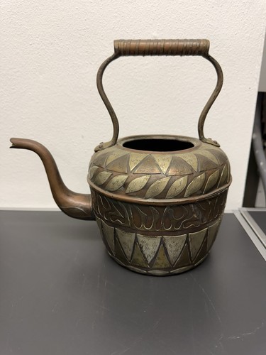 Antike dekorative kupferkanne - dekorative,