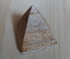 Jaspis Quarz Pyramide Chakra Energiearbeit 30mm