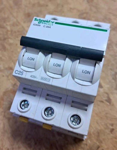 Schneider electric ic60n c25a - electric,