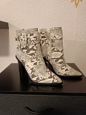 MISSGUIDED Boots fast neu