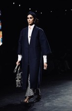 Christian Dior Mantel Blau