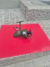 Stationärrolle DAM QUICK 330N  Farbe GRÜN - Technisch Top..