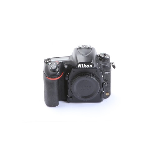 Nikon d750 570 tsd - +,