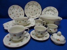 Villeroy & Boch Petite Fleur Teile zur Auswahl: Teller Tasse Platte Schüssel