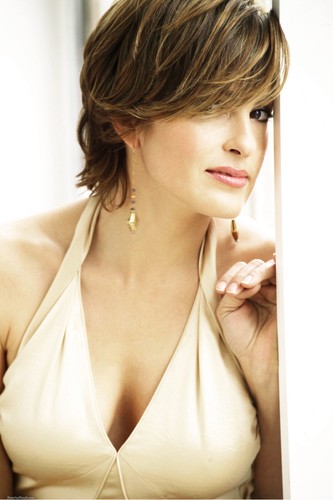 Mariska hargitay law - mariska, &