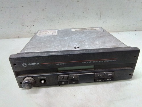 Audi 1990 radio - audi, b3