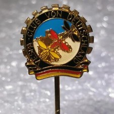 Vespa anstecknadel vc - vespa,