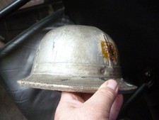 uralter Tropenhelm oder Schutzhelm könnte Kolonien Bergbau sein tolles Dekostück