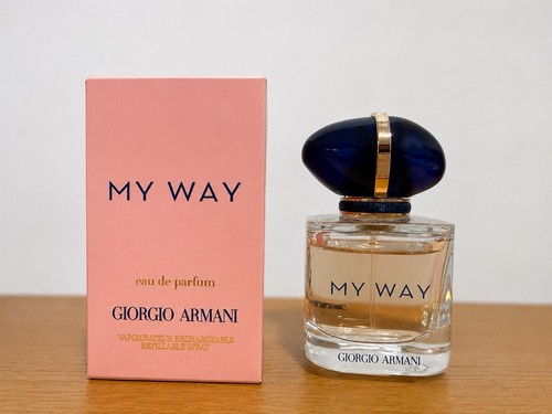 Giorgio armani way - –,