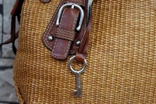 FOSSIL DAMEN FREIZEIT SCHULTER HAND TASCHE BAST LOGO SCHLÜSSEL CAMEL BRAUN