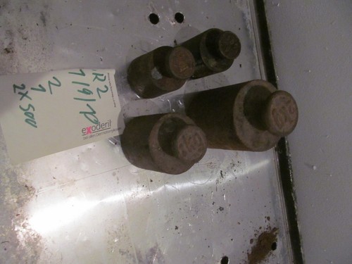 Rostige gewichte f - 4,