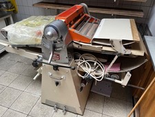Teigausrollmaschine rollFix aus Bäckereiauflösung