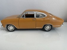 Ravell Opel Kadett/ Olympia Bj.68, M. 1:18, Orange , Vitrinen–Modell 