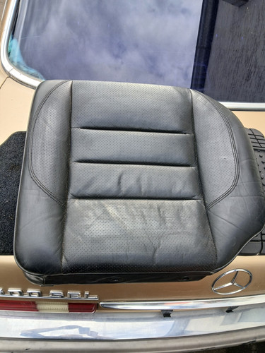 Sitzfläche hinten rechts