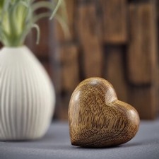 ♥ Budawi® Herz aus Mangoholz 7x6,5cm Holzherzen Hochzeitsdeko Handschmeichler ♥