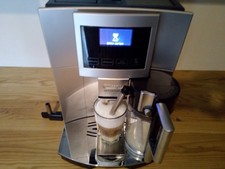 Delonghi Perfecta Cappuccino Graphic touch Kaffeevollautomat sehr wenige Bezüge