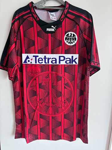 Eintracht frankfurt retro - frankfurt,