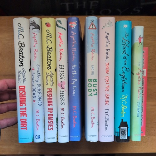 Beaton agatha raisin - x, m.c.