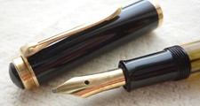 alter Pelikan Kolbenfüller M400 braungestreift/Schildpatt Goldfeder 14K/585 "OB"