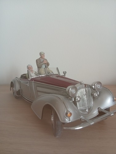 Horch audi mit figuren - audi,