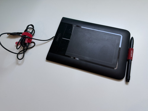 Wacom bamboo pen - wacom, touch